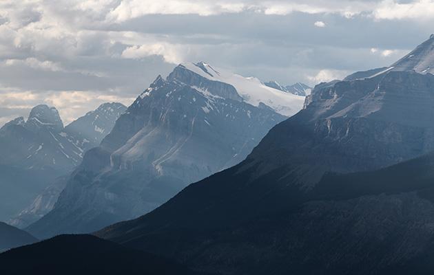 Mountain ranges along Icefields Parkway, Canada