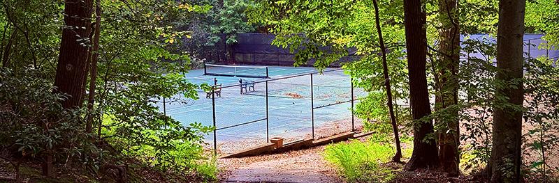 outdoor pickleball court