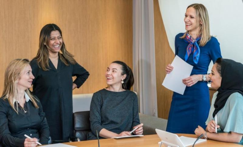 Group of women of Ares in a meeting