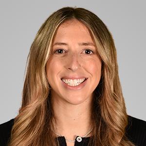 ewarner.jpg Elizabeth Warner