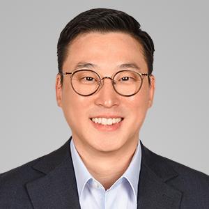 selee.jpg Seok Jun Lee